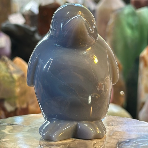 Agate Crystal Penguin Carving! - Picture 3 of 11